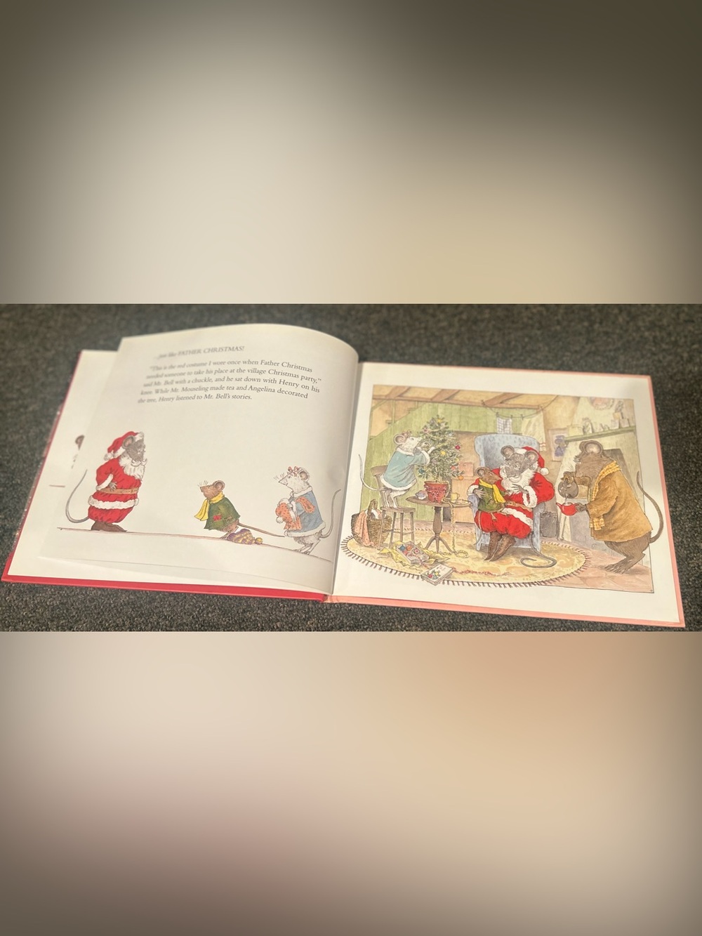 Angelina's Christmas Holiday Storybook - - Picture 4 of 5